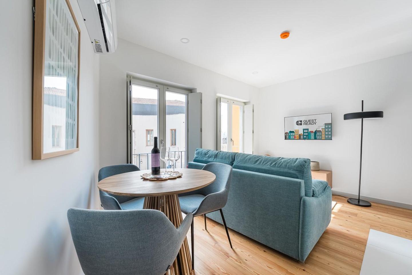 Guestready - Downtown Refuge With Private Parking Apartment Porto Exterior photo