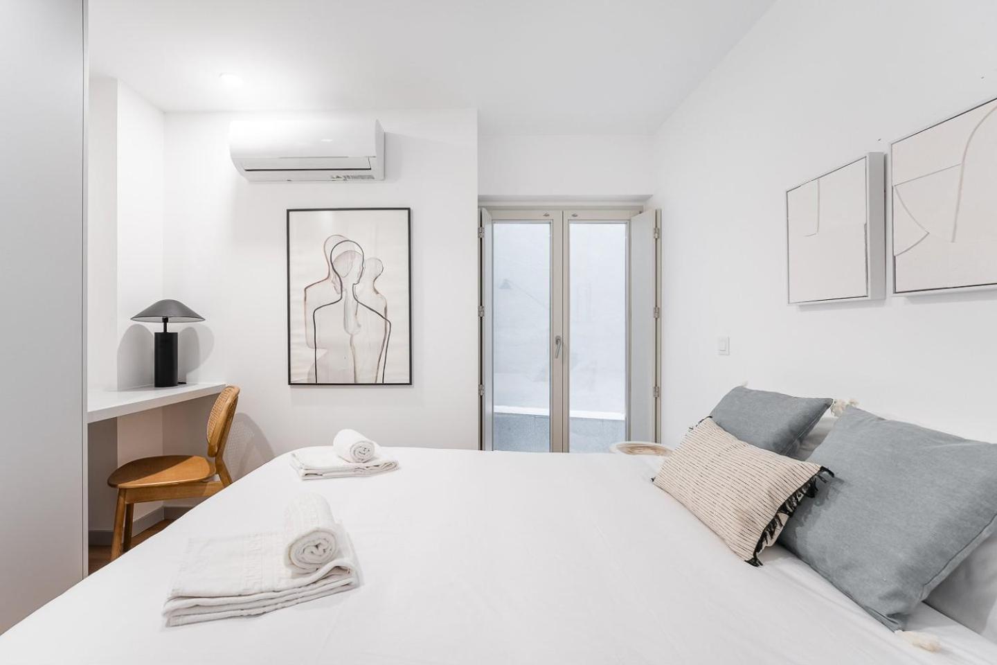 Guestready - Downtown Refuge With Private Parking Apartment Porto Exterior photo